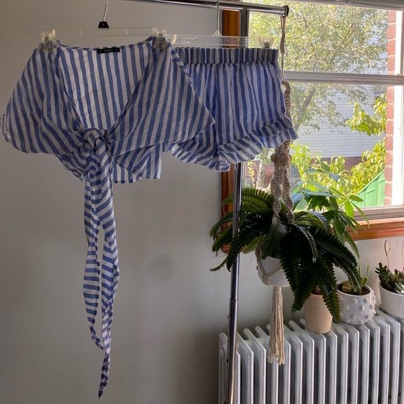 SHEIN size Small Striped Co Ord Two Peice set - Picture 1 of 3